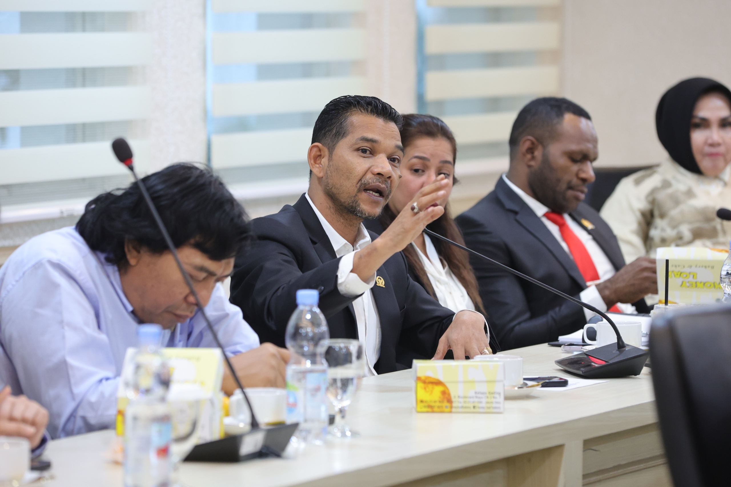 WhatsApp Image 2025-01-17 at 16.04.16